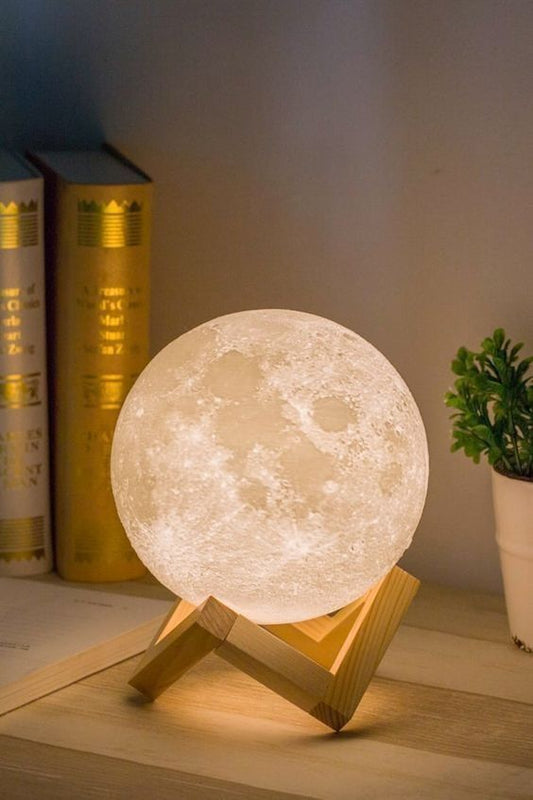 Moon ball table lamp