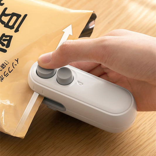 Mini sealing machine