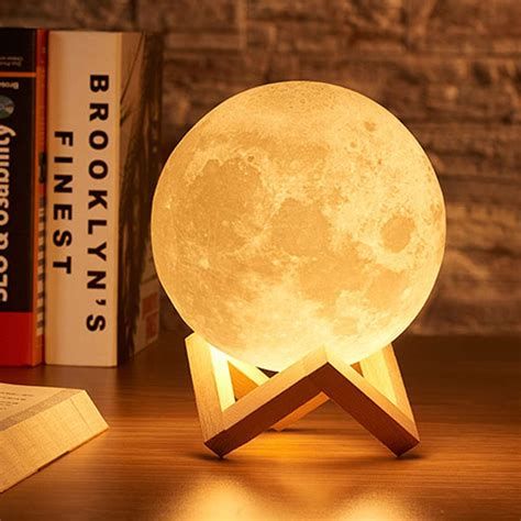 Moon ball table lamp